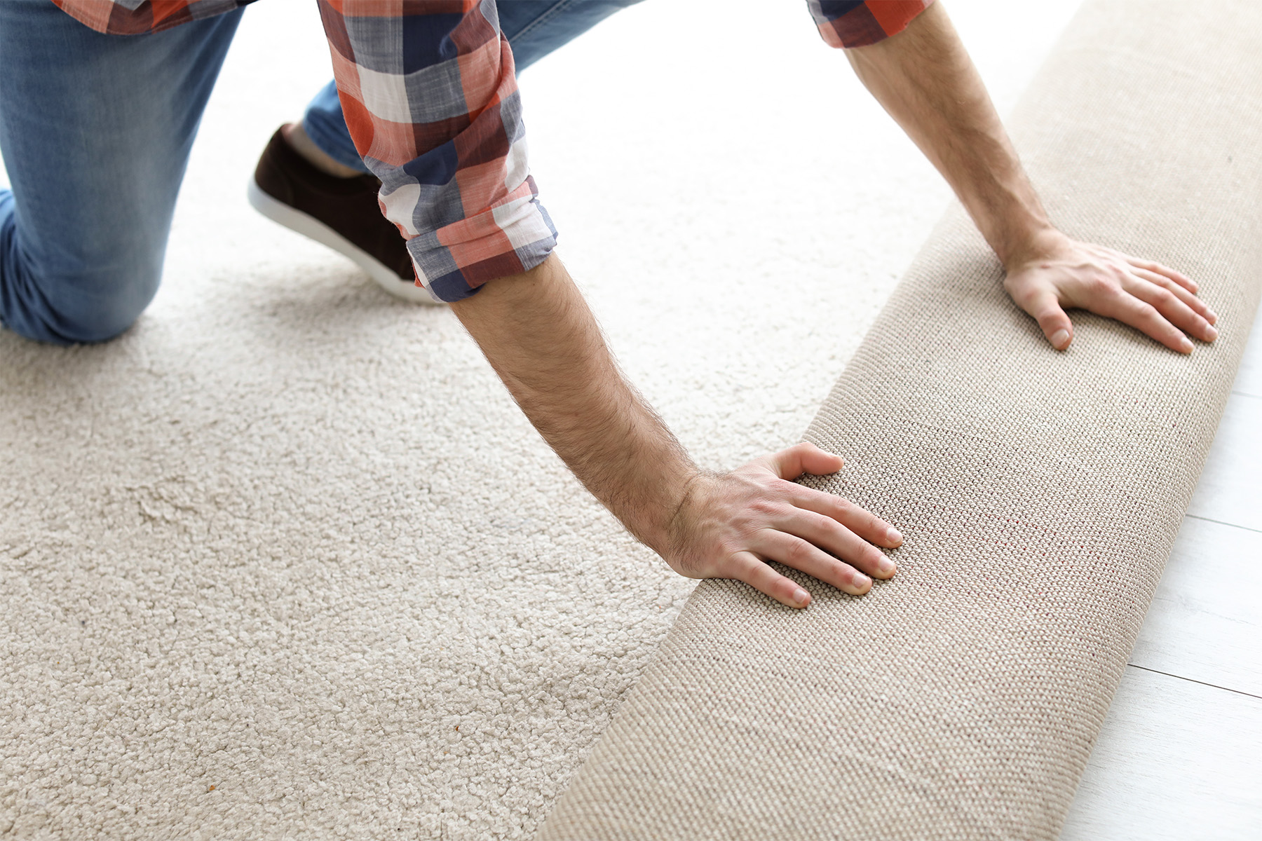 carpet fitter working